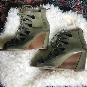 MIA wedge heel